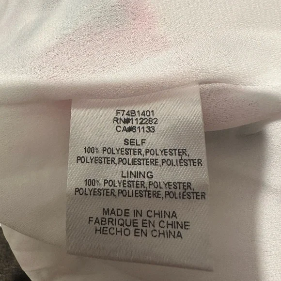 NWT Adelyn Rae Floral Jumper Size Medium - Picture 14 of 15